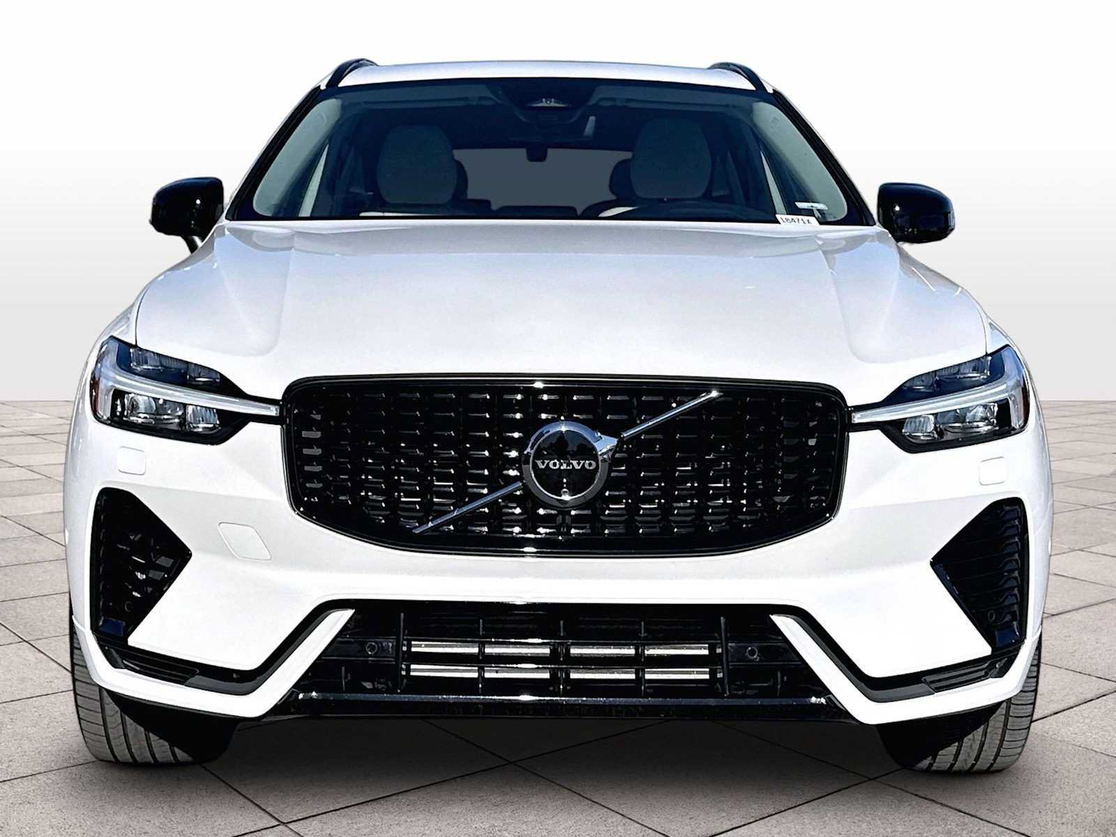 Used 2025 Volvo XC60 T8 Ultra w/ Climate Package AWD/4WD image 7