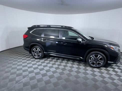 Used 2023 Subaru Ascent Limited w/ Technology Package image 9