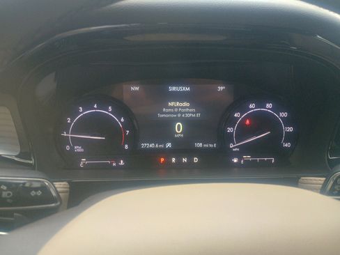 Used 2022 Lincoln Corsair AWD w/ Equipment Group 101A image 22