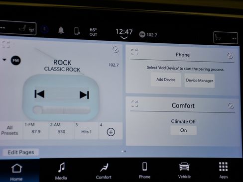 Used 2024 Chrysler Pacifica Touring-L FWD image 27