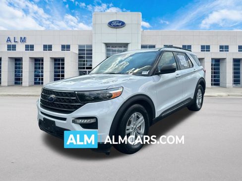 Used 2023 Ford Explorer XLT w/ Equipment Group 202A RWD image 1