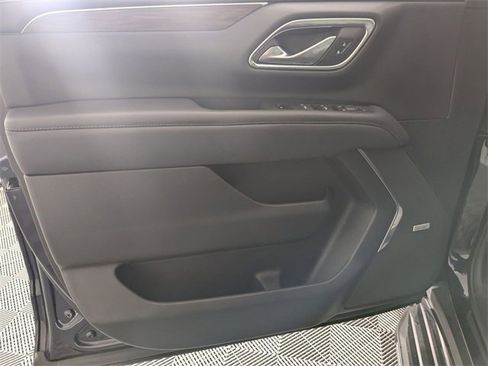 Used 2022 Chevrolet Tahoe LT w/ Luxury Package image 10