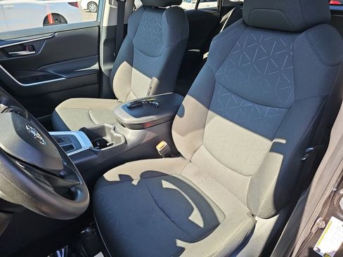 Used 2024 Toyota RAV4 XLE image 18