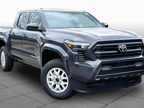 New 2026 Toyota Tacoma SR5 AWD/4WD image 2