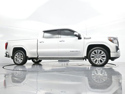 Used 2020 GMC Sierra 1500 Denali w/ Denali Ultimate Package AWD/4WD image 47