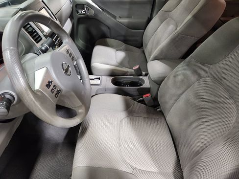 Used 2019 Nissan Frontier SV image 31