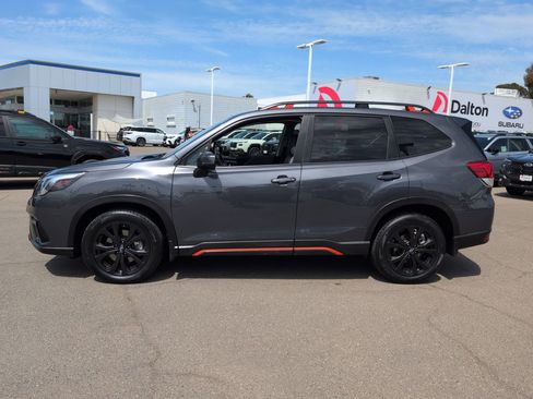 Used 2023 Subaru Forester Sport image 4