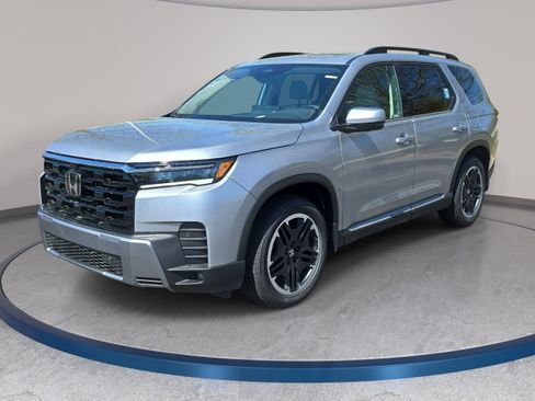 New 2026 Honda Pilot Touring image 1