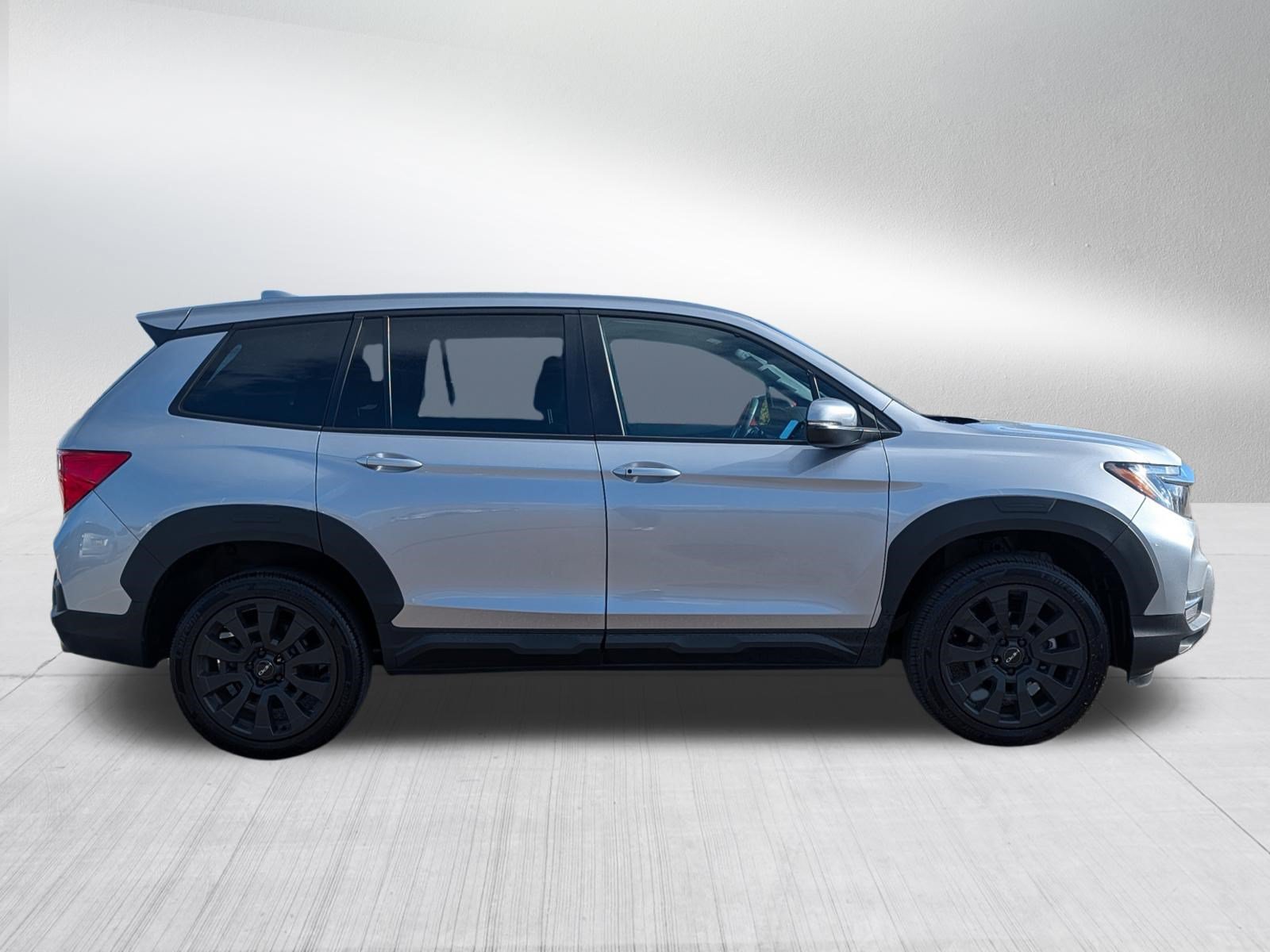 Used 2023 Honda Passport EX-L image 8