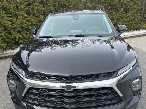 Used 2024 Chevrolet Blazer LT w/ Convenience Package image 3