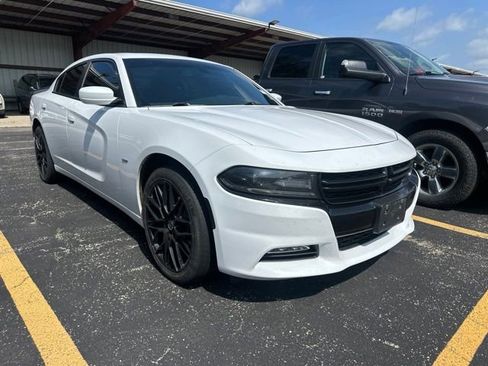 Used 2018 Dodge Charger GT AWD/4WD image 2