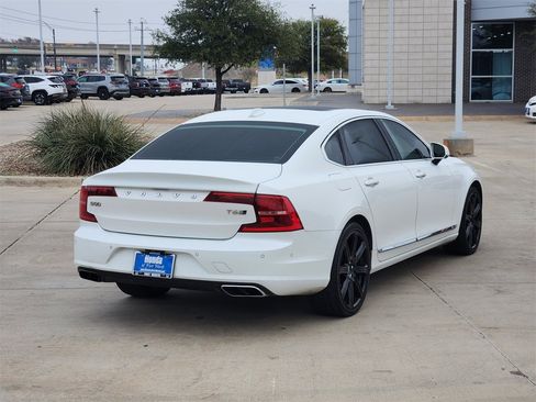 Used 2018 Volvo S90 T6 Inscription w/ Convenience Package image 5