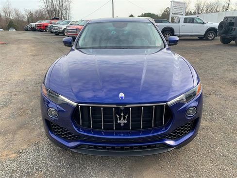 Used 2017 Maserati Levante image 12