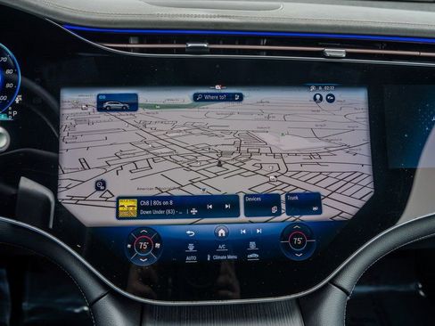 Used 2023 Mercedes-Benz EQS 580 4MATIC SUV image 11