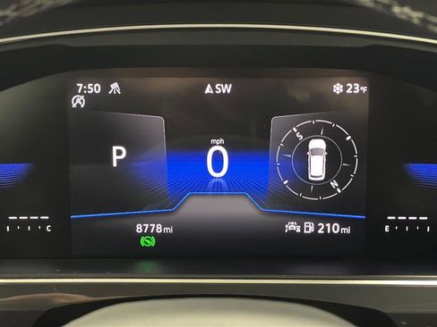 Used 2024 Volkswagen Tiguan S image 16