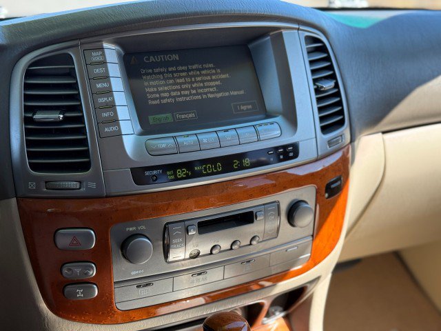 Used 2004 Lexus LX 470 4WD image 22