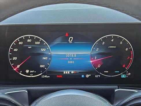 Certified 2025 Mercedes-Benz GLB 250 image 11