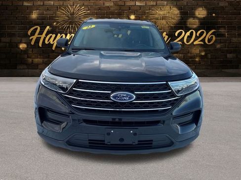 Used 2021 Ford Explorer XLT image 9
