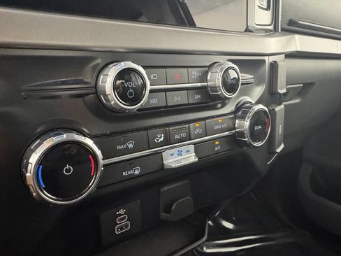 Used 2025 Ford F150 XLT w/ Equipment Group 301A Standard AWD/4WD image 20