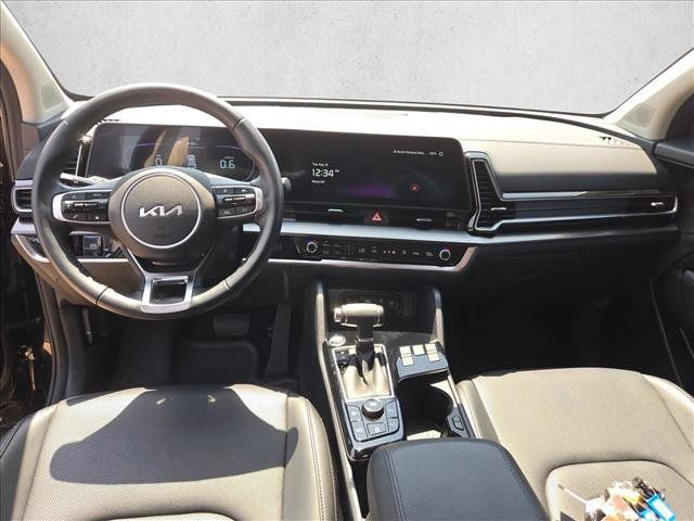 Used 2025 Kia Sportage EX FWD image 17