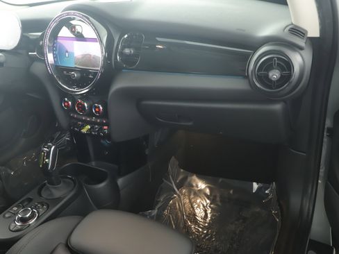 Used 2023 MINI Cooper SE image 18