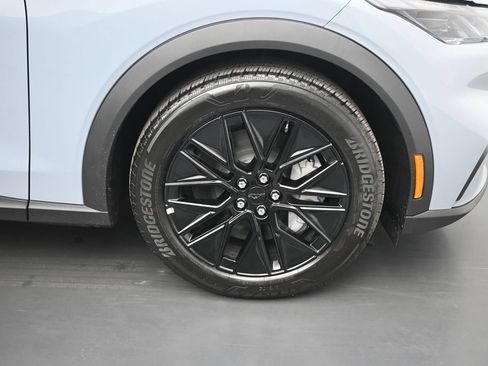 New 2026 Ford Mustang Mach-E Select RWD image 21