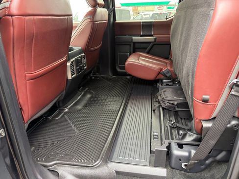 Used 2019 Ford F350 Platinum w/ Platinum Ultimate Package image 32