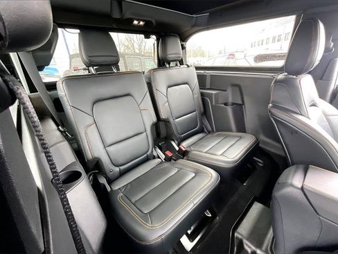 Certified 2024 Ford Bronco Badlands image 24