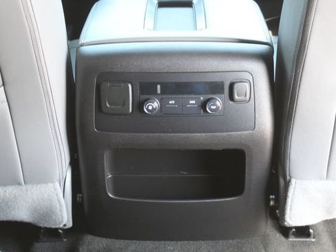 Used 2016 Chevrolet Tahoe LT w/ Off-Road Package AWD/4WD image 18