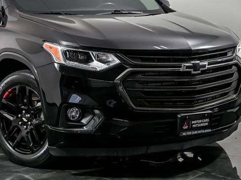 Used 2019 Chevrolet Traverse Premier w/ LPO, 'HIT The Road' Package AWD/4WD image 2