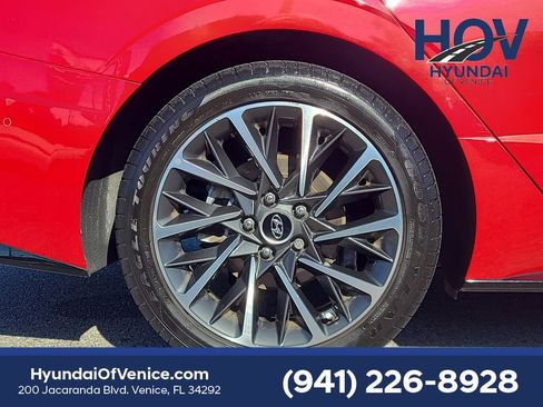 Used 2020 Hyundai Sonata Limited image 18