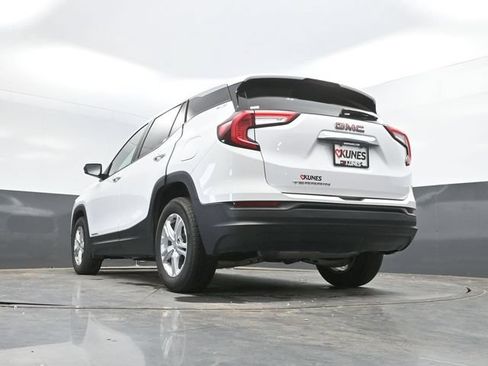 Used 2024 GMC Terrain SLE FWD image 43