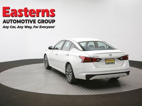 Used 2025 Nissan Altima 2.5 SV FWD image 65