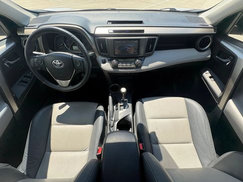 Used 2014 Toyota RAV4 Limited w/ Technology Package FWD image 18