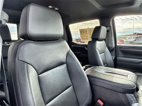 Used 2022 GMC Sierra 1500 SLT w/ SLT Convenience Package image 28