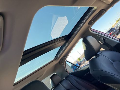 Used 2021 Toyota Camry XSE image 29