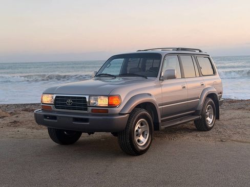 Used 1995 Toyota Land Cruiser AWD/4WD image 9