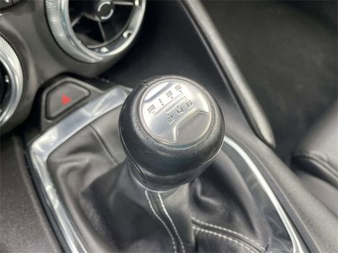 Used 2022 Chevrolet Camaro LT image 24