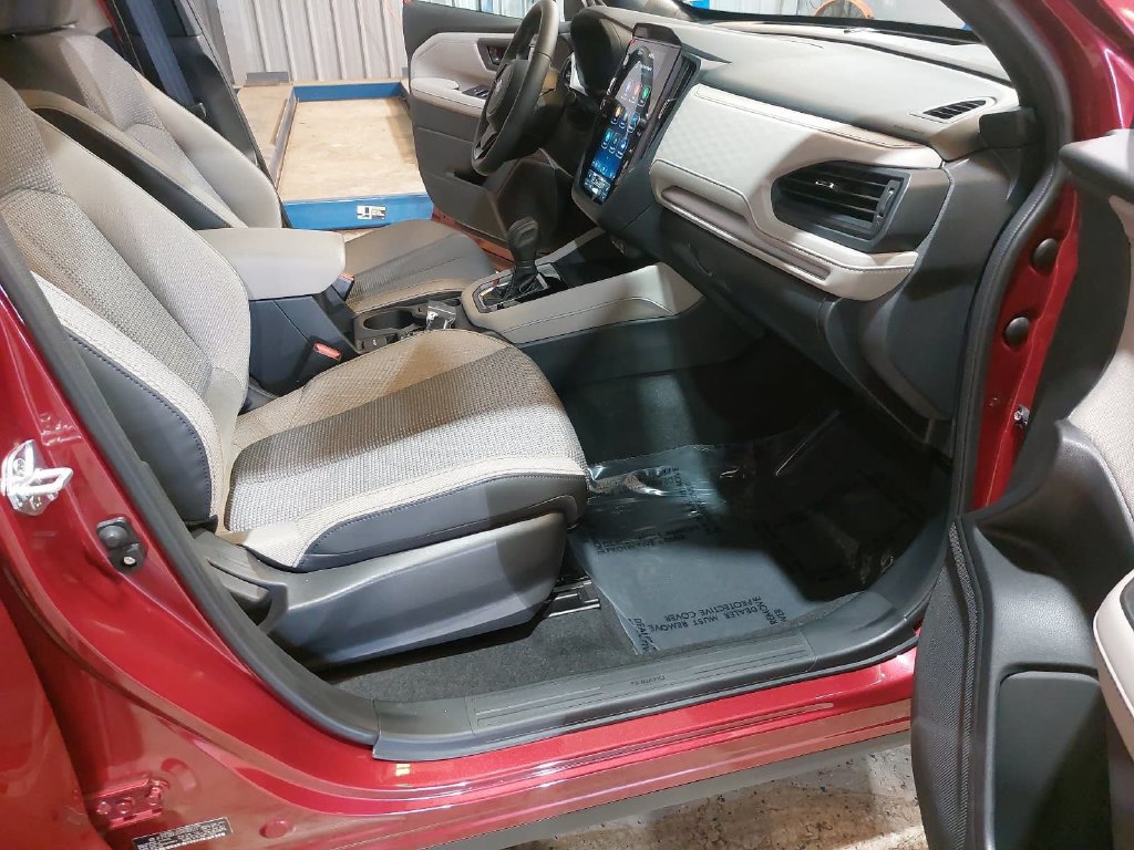 Used 2025 Subaru Forester Premium AWD/4WD image 10