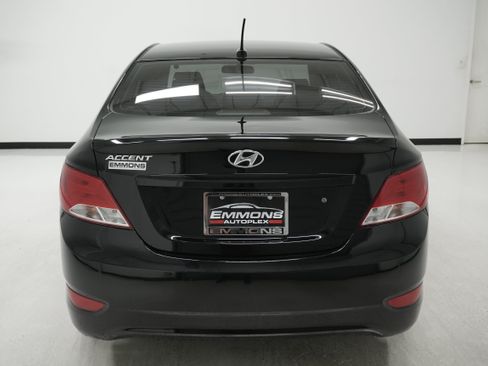 Used 2017 Hyundai Accent Value Edition FWD image 3
