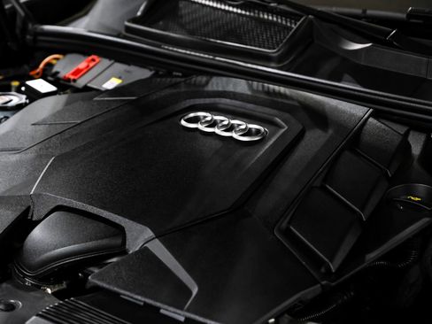 Used 2023 Audi Q8 Premium Plus w/ Premium Plus Package image 55