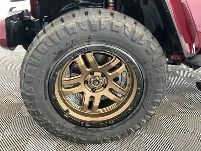 Used 2021 Jeep Gladiator Overland AWD/4WD image 10