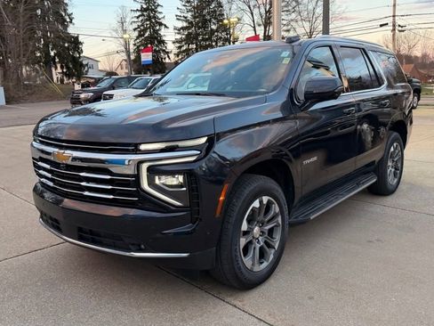 Used 2025 Chevrolet Tahoe LT w/ Comfort Package image 4