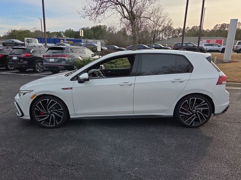 Used 2023 Volkswagen GTI Autobahn image 8