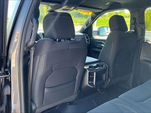 Used 2021 RAM 1500 Big Horn AWD/4WD image 37