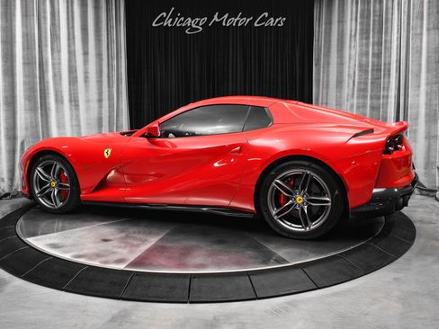 Used 2021 Ferrari 812 GTS image 38