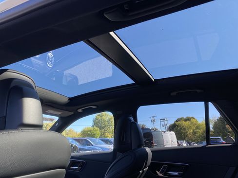 Used 2026 Mercedes-Benz GLC 300 4MATIC image 21