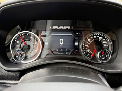 Used 2024 RAM 3500 Laramie image 19