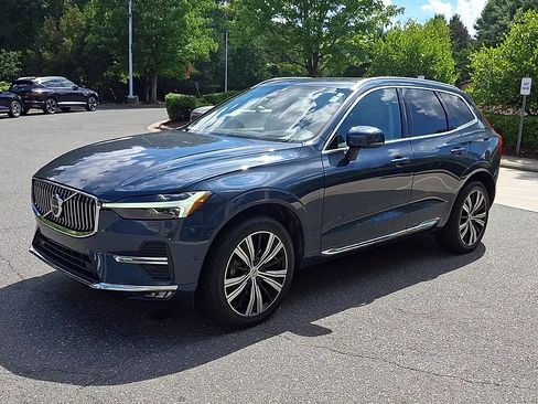 Used 2022 Volvo XC60 B5 Inscription w/ Advanced Package FWD image 8