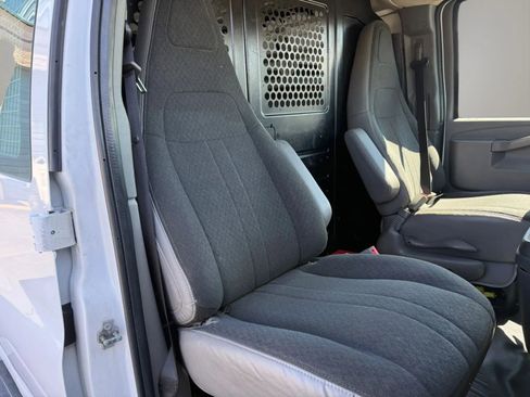Used 2020 Chevrolet Express 2500 w/ Driver Convenience Package image 22